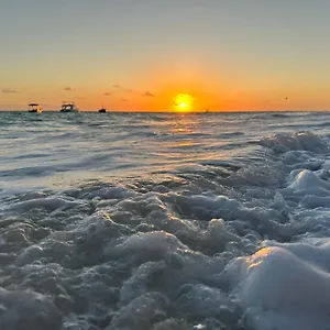bavaro-los-corales-beach-ducassi-sol-caribe.comcaribbean.com/