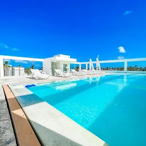 ducassi-suites-rooms-beach-playa-bavaro-wifi-parking.comcaribbean.com/